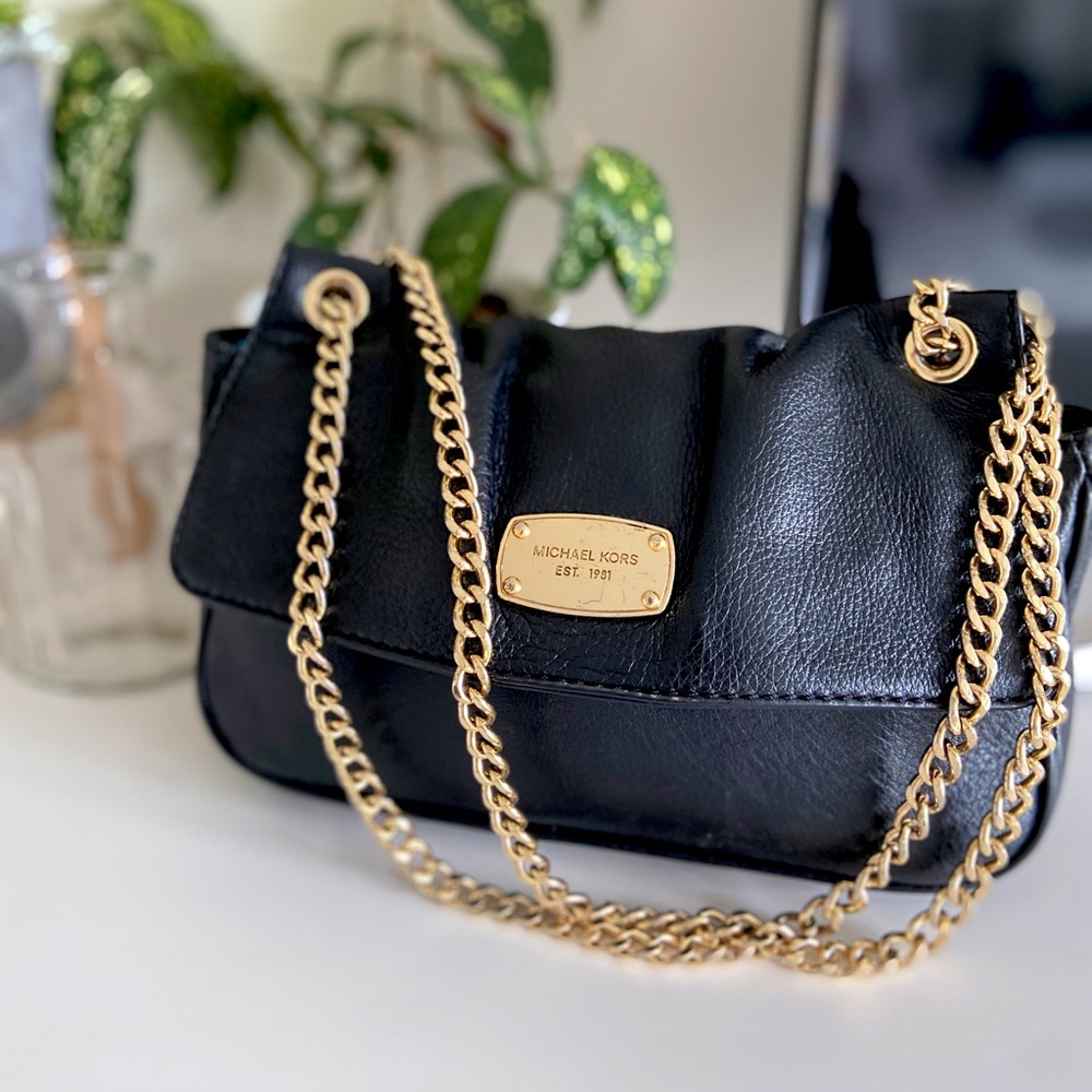 Michael Kors Jet Set Chain Flap Bag